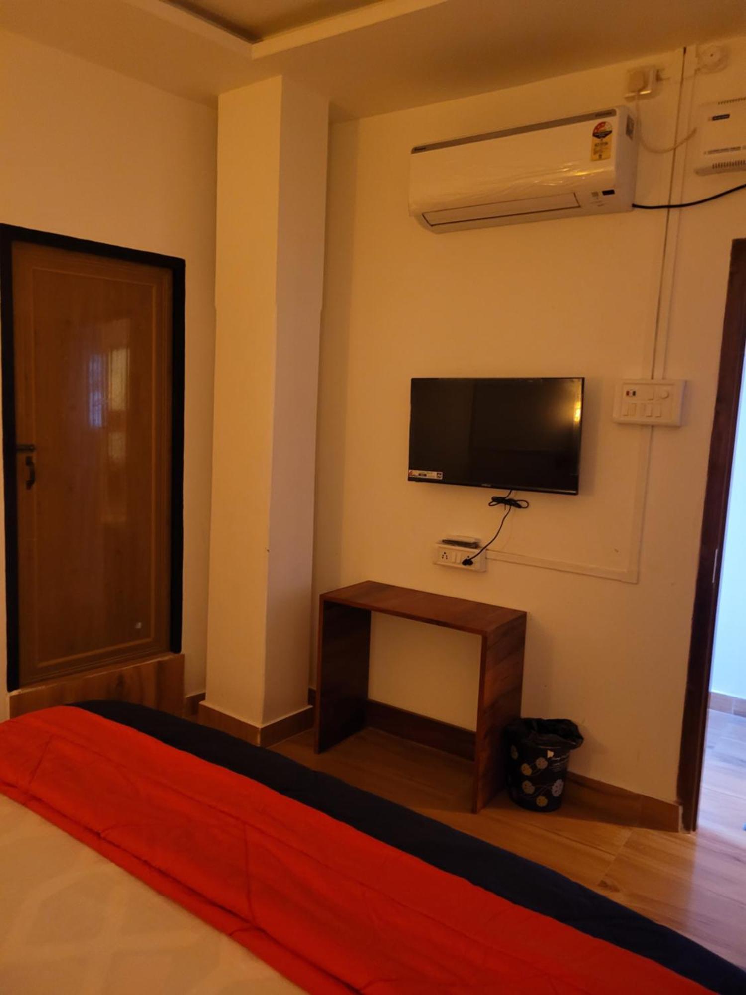Dream Lodging Silchar Extérieur photo
